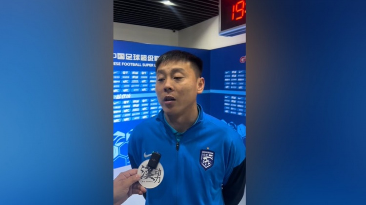 MK体育官方入口-三镇球员汪晋贤：大家都想把比赛踢好 球队有需要我随时准备着
